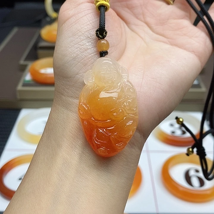 石英质玉（黄龙玉）未镶嵌吊坠