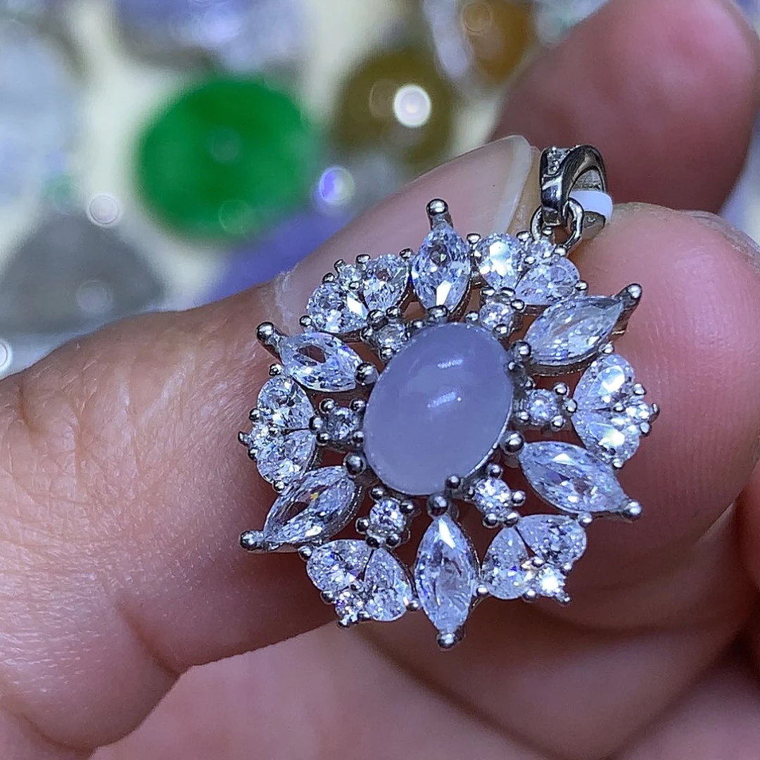 翡翠颈饰银S925镶嵌翡翠吊坠