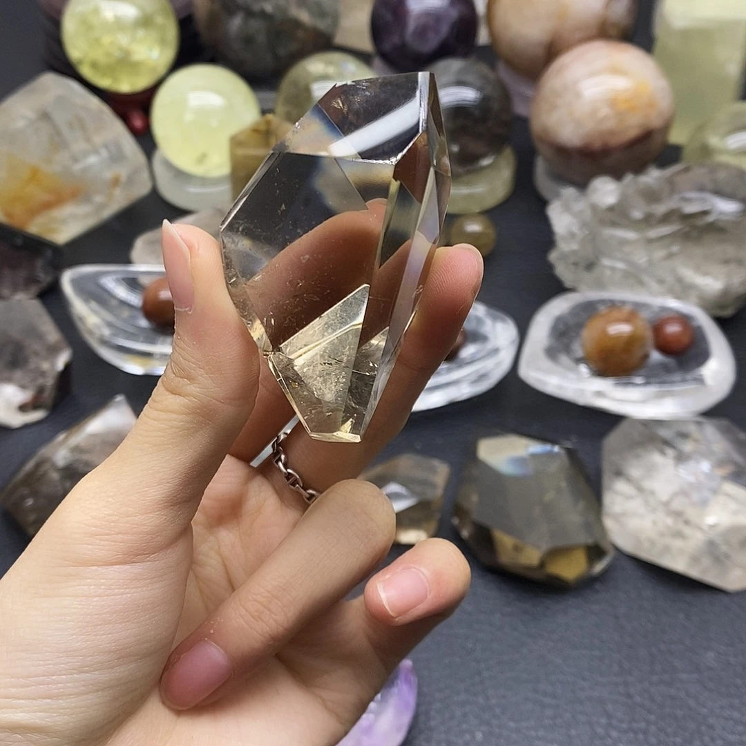 水晶未镶嵌珠宝半成品113水晶石