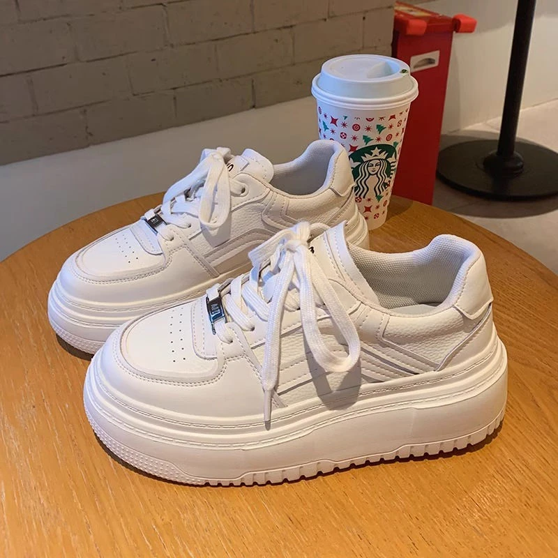 小白鞋增高显高百搭运动鞋女款2025秋季新款6cm厚底网红学生板鞋