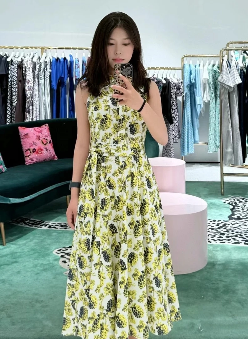 女士外贸D*F花卉印花单排扣收腰系带A子裙摆弹力棉翻领无袖连衣裙