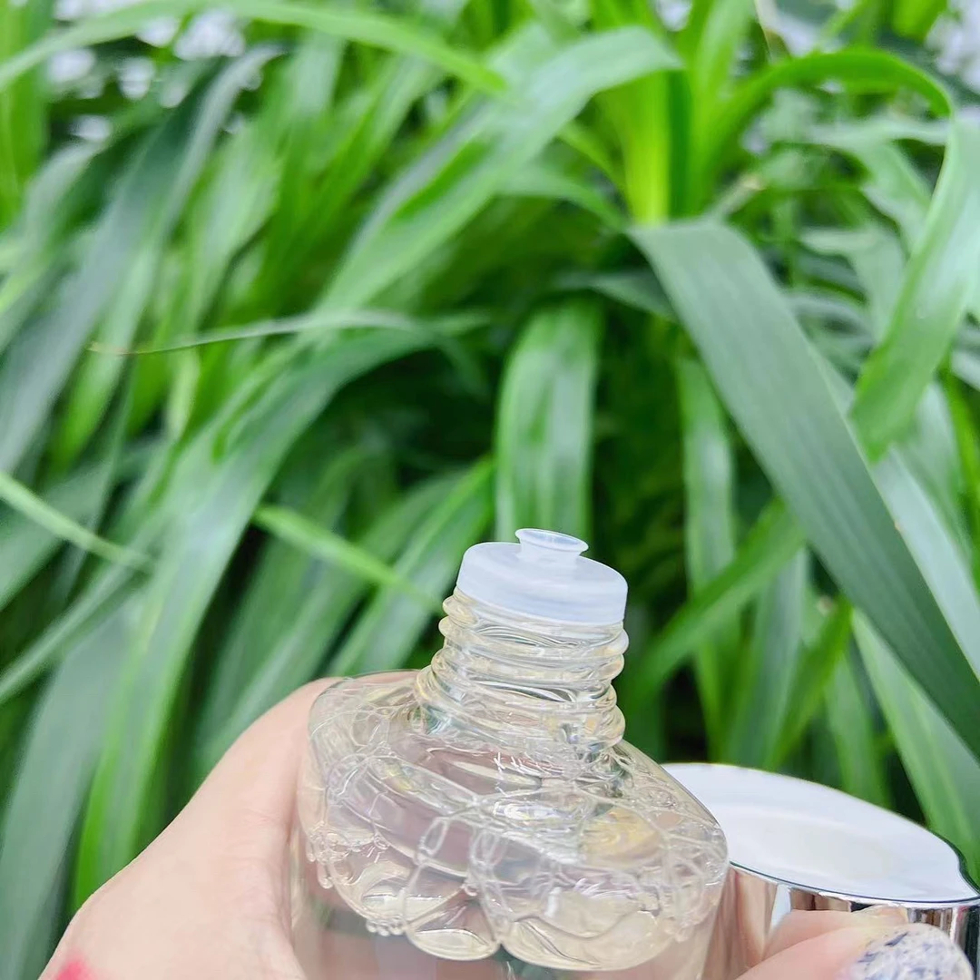 【闭口颗粒的克星！】水油平衡来靠它！纱纱精华水