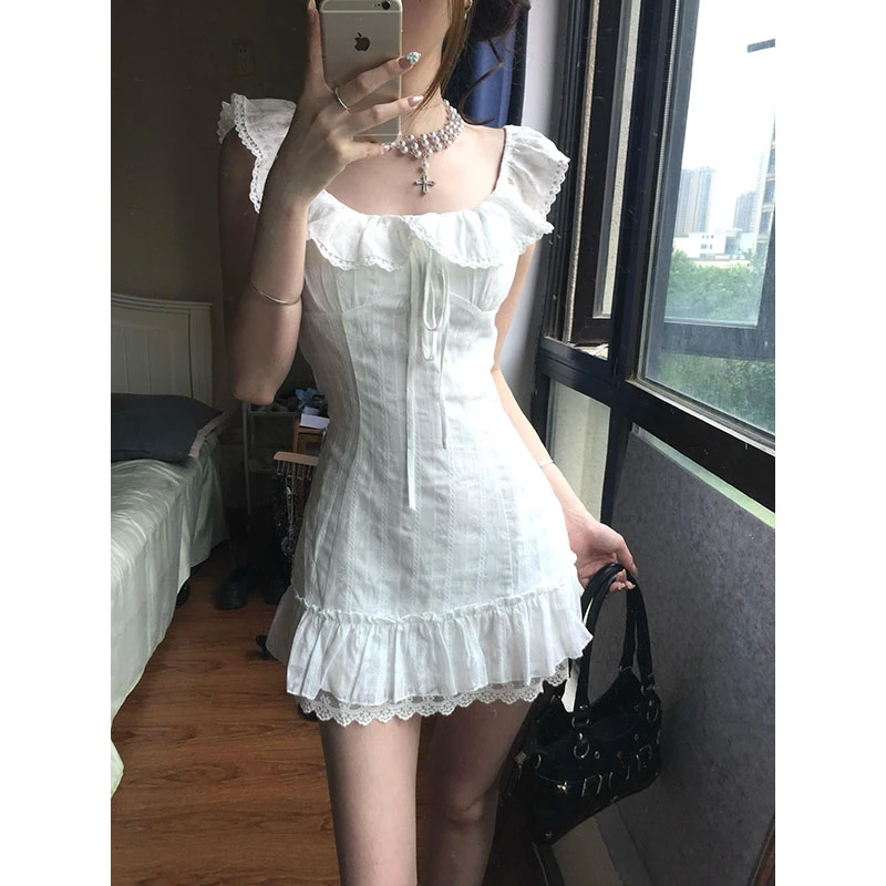 白色荷叶边小飞袖连衣裙女夏季新款纯欲小清新系带u领露背短裙子