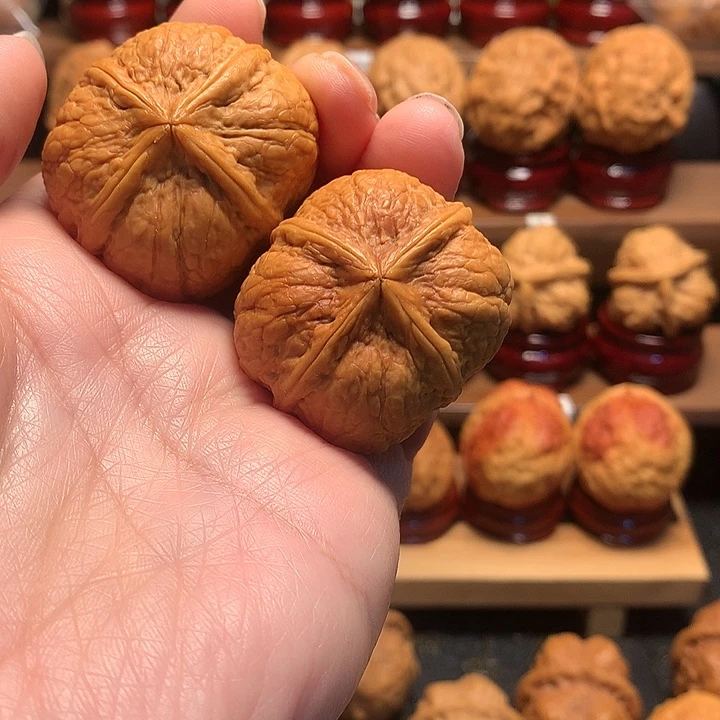 桃核吊坠金蜢四棱41尺寸