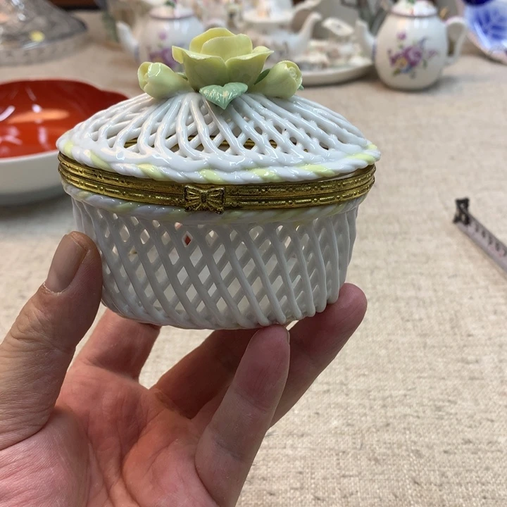 金瓷阁家的美丽瓷器