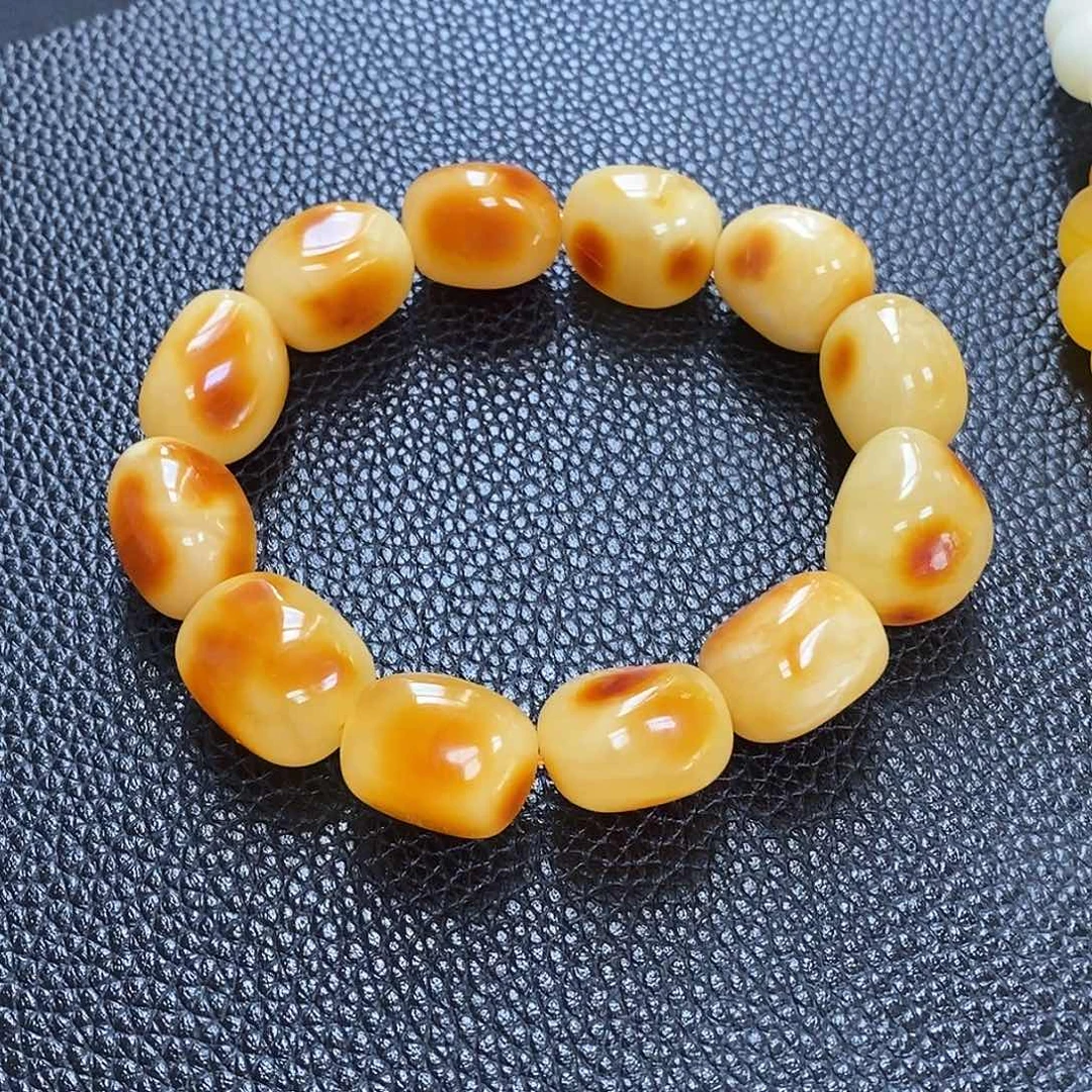 琥珀未镶嵌手串随形