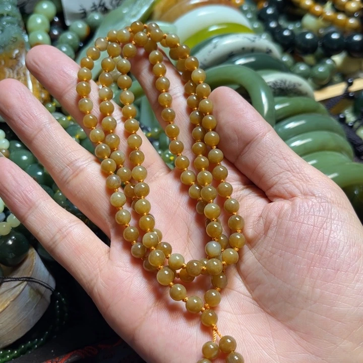 手链未镶嵌岫岩老玉（透闪石质玉）