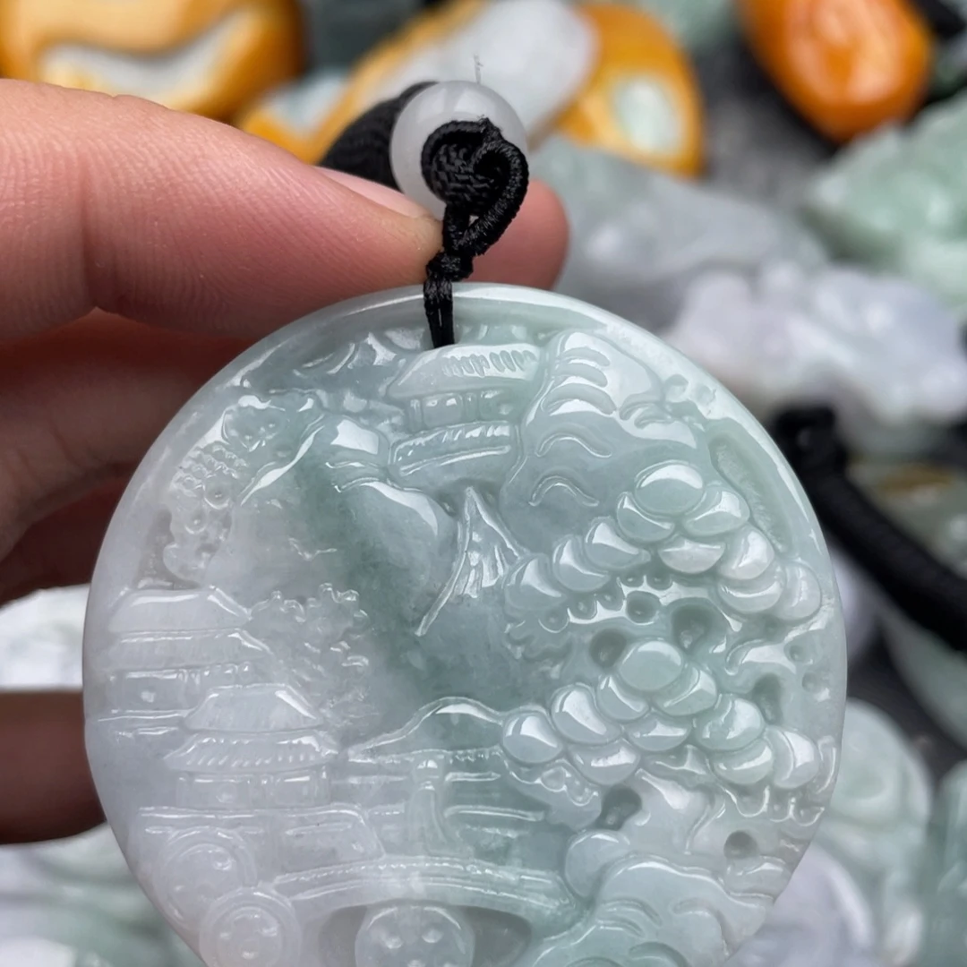 吊坠(不含链)未镶嵌翡翠