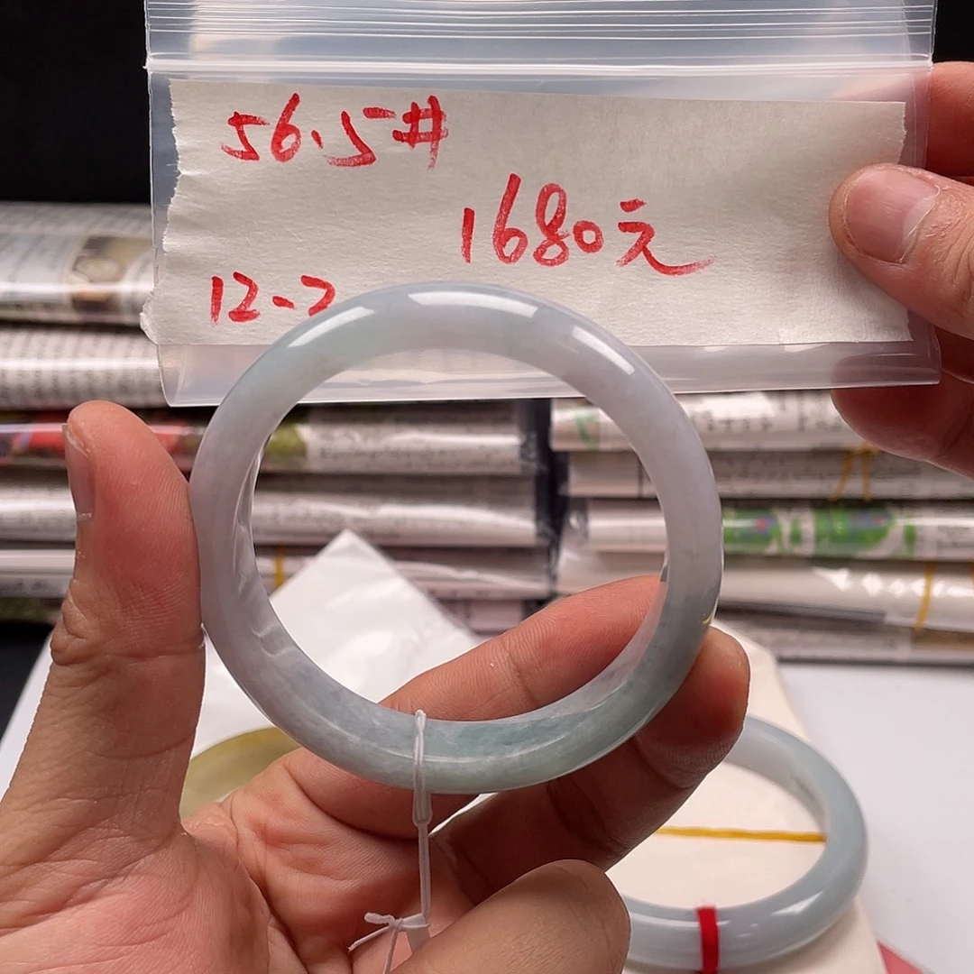 翡翠未镶嵌颈饰翡翠手镯全