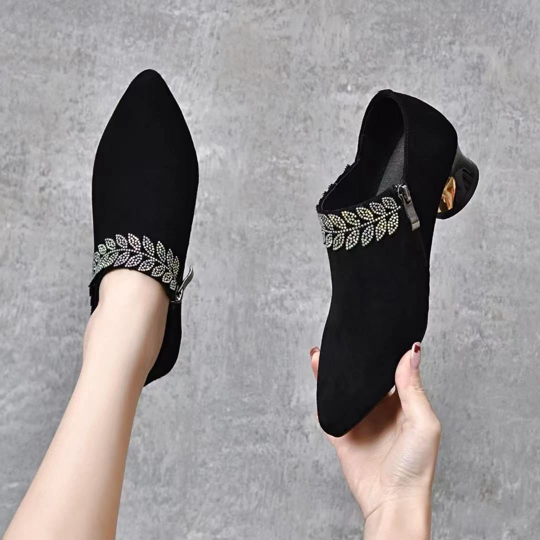单鞋尖头深口中跟水钻女士黑色女鞋软底春季粗跟时尚百搭单鞋女