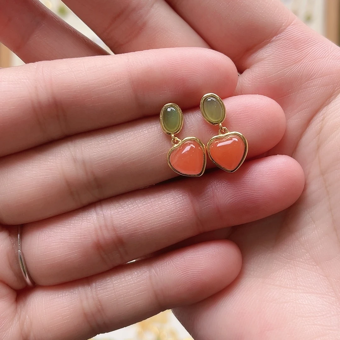 和田玉银S925镶嵌耳饰