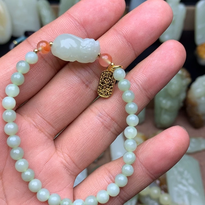 和田玉（糖玉）未镶嵌颈饰