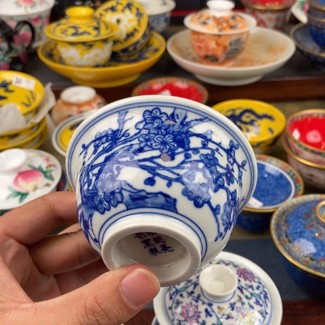 陶瓷艺术家的作品是一种