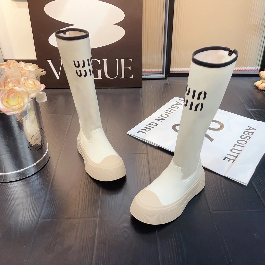 千之恋现货增高5CM2024早秋新款高级百搭软底时尚时装靴女鞋3875