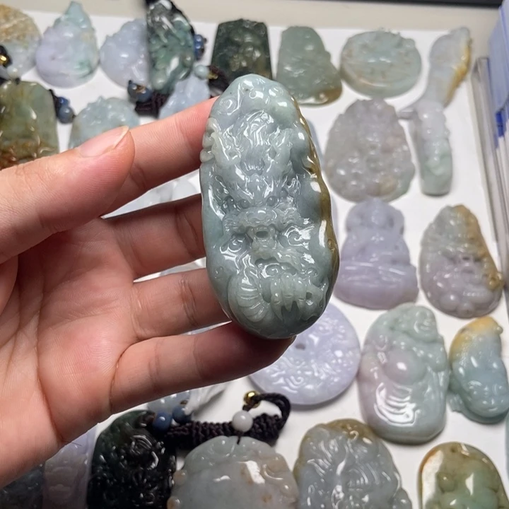 颈饰未镶嵌翡翠龙牌56