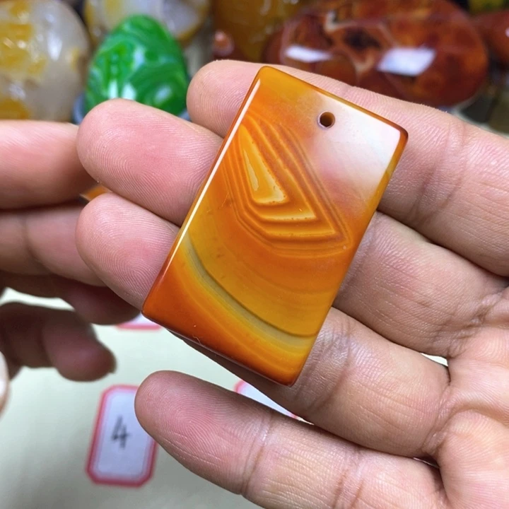 玛瑙/玉髓未镶嵌珠宝半成品