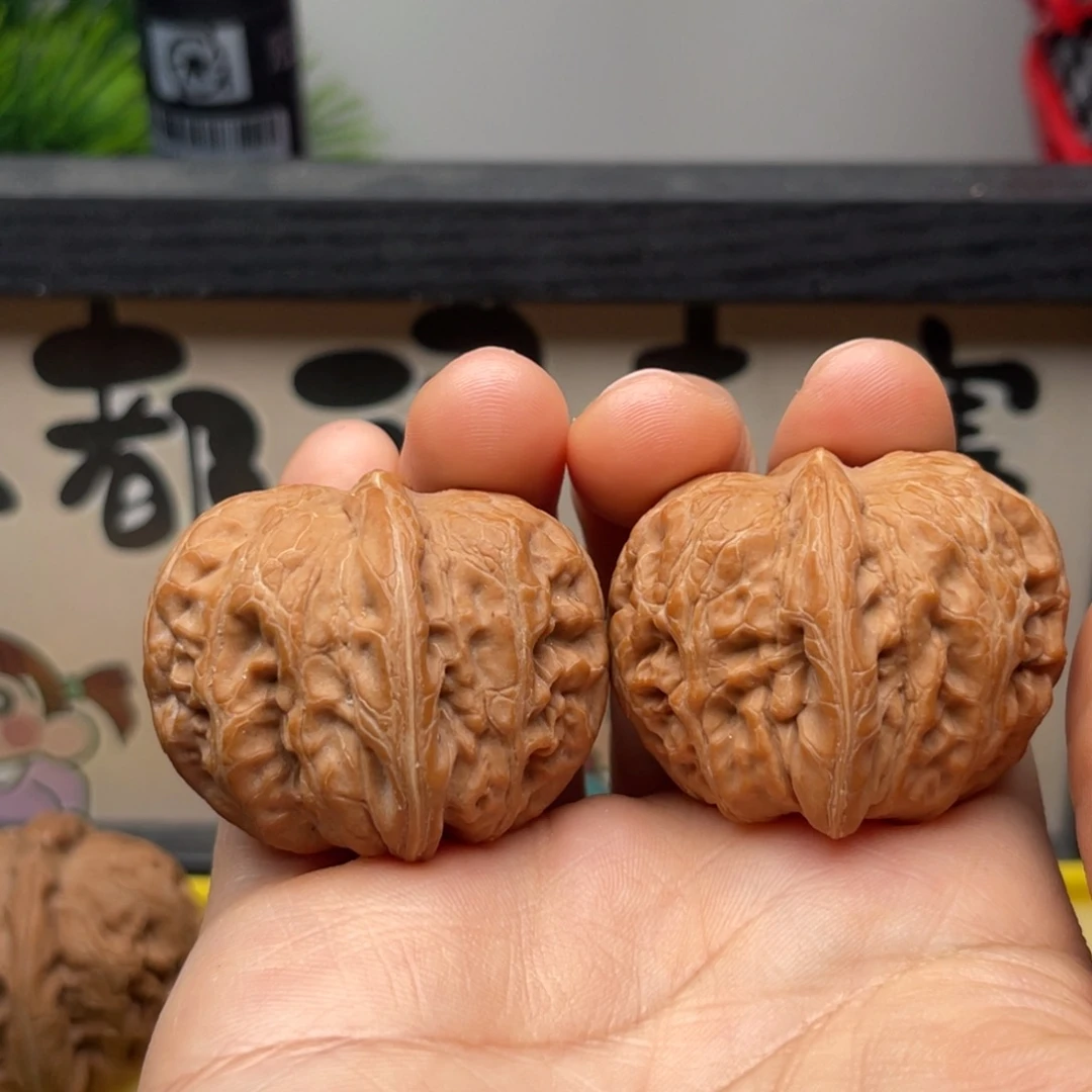 文玩核桃吊坠40平谷元宝