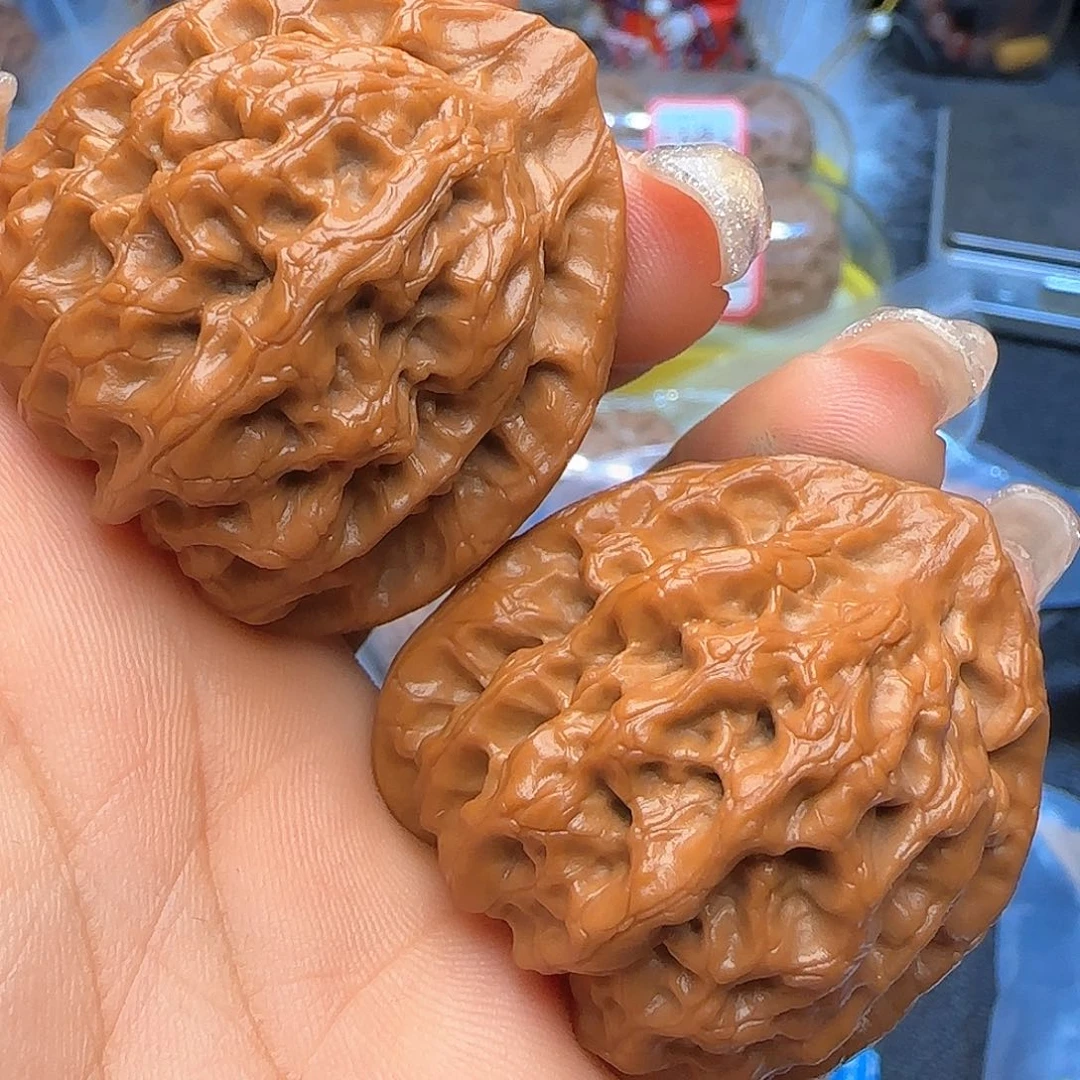 文玩核桃吊坠38佛度