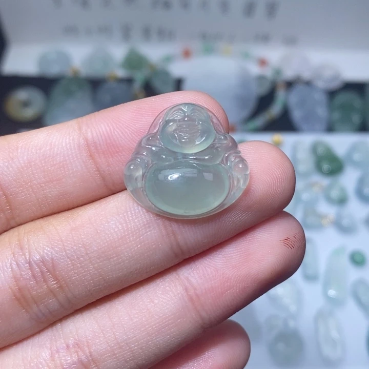 翡翠未镶嵌颈饰冰晴佛公