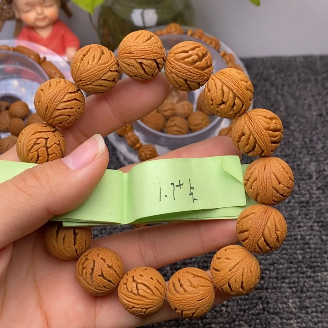 秦岭山脉龙纹桃核 15
