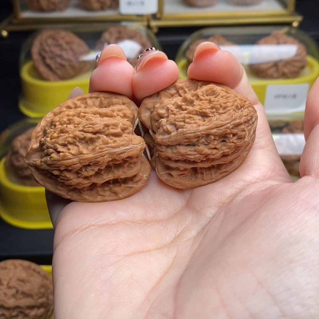 文玩核桃吊坠37密纹