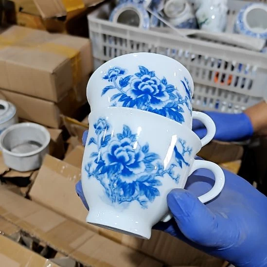 摆件陶瓷盘子碗啥都有