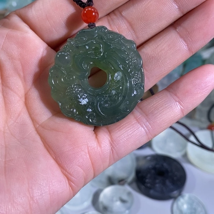 岫玉吊坠未镶嵌吊坠