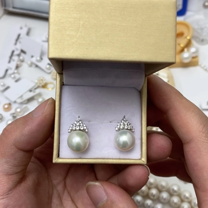 银S925镶嵌淡水珍珠12m冷光珍珠微瑕耳钉