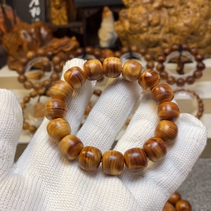 柏木（崖柏）太行崖柏1.3 1.4老型龙胆闪电