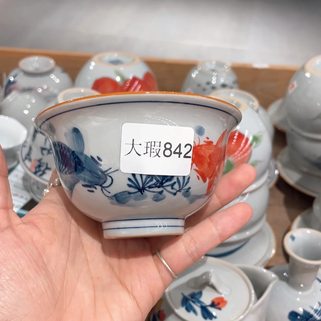 釉下手绘茶具微瑕