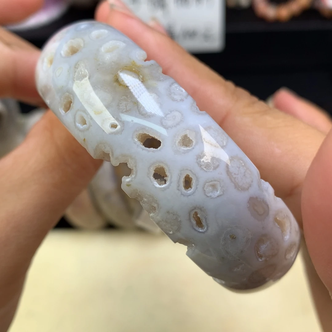 硅化珊瑚（珊瑚玉）未镶嵌吊坠(赠链)（34号）五折手镯59圈