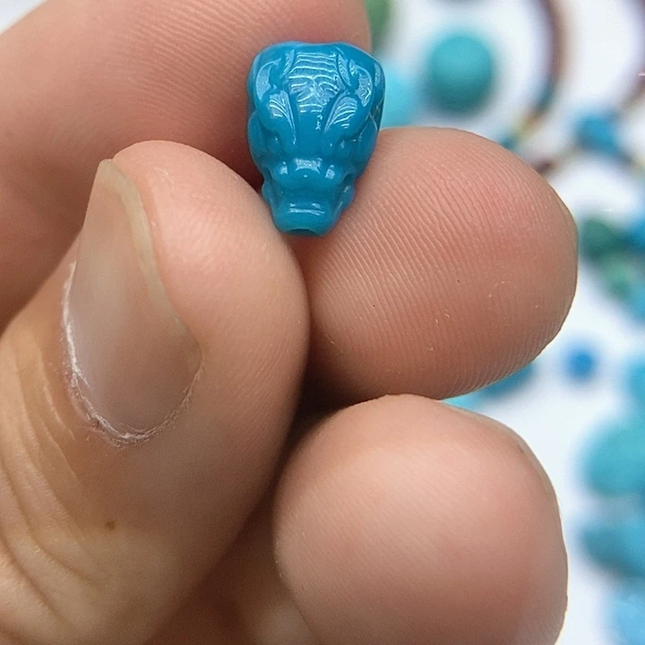 未镶嵌绿松石珠宝奇石