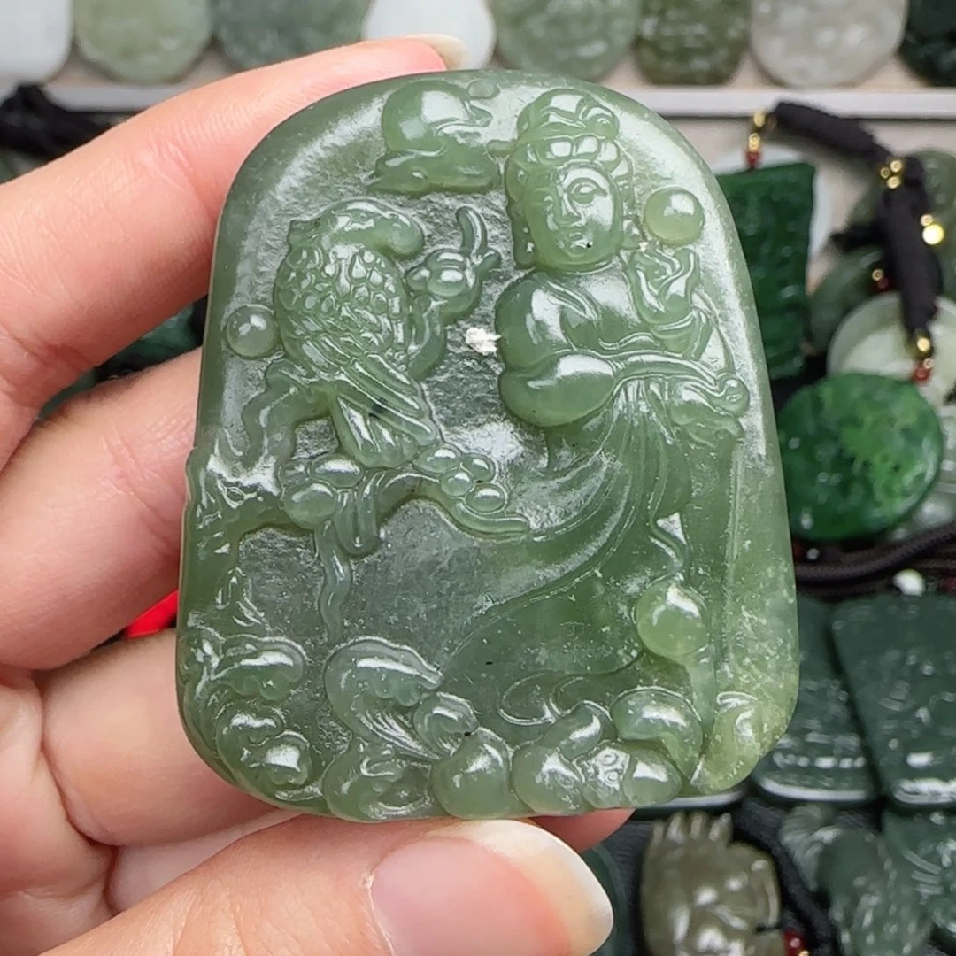 和田玉未镶嵌颈饰