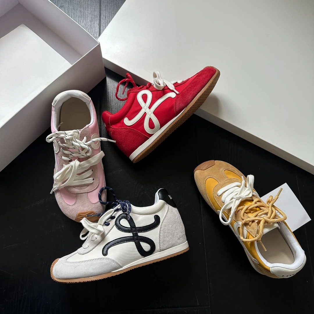 透气运动休闲鞋增高圆头休闲板鞋百搭内增高休闲鞋潮流德训鞋