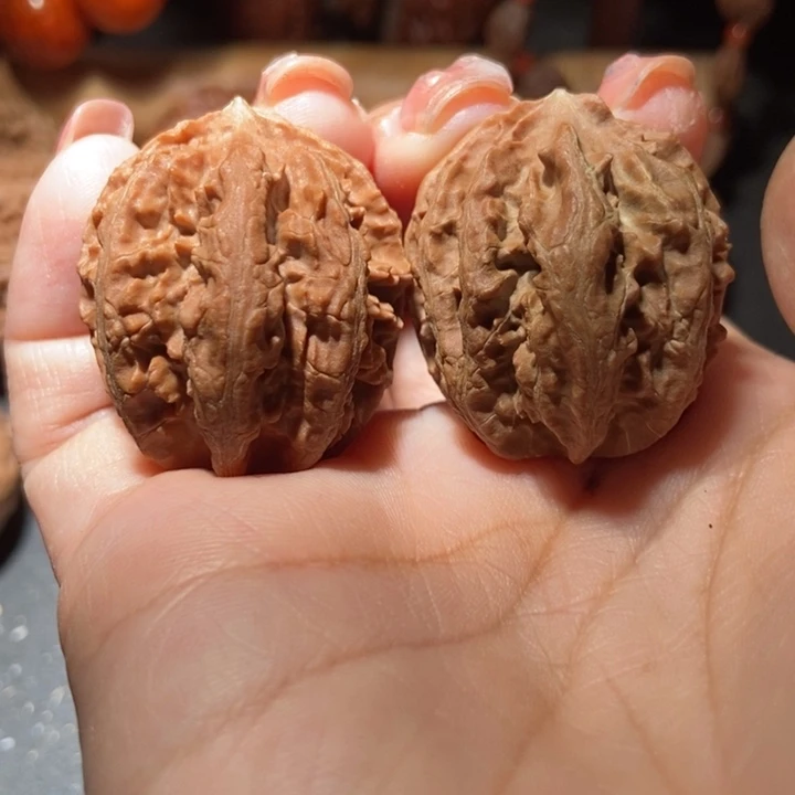 把件文玩核桃东北楸子小雪1