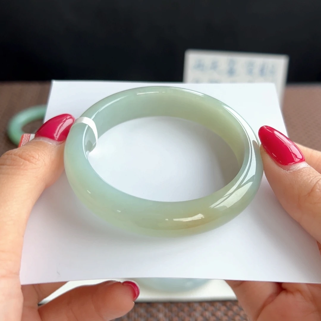 翡翠未镶嵌手镯10号 54