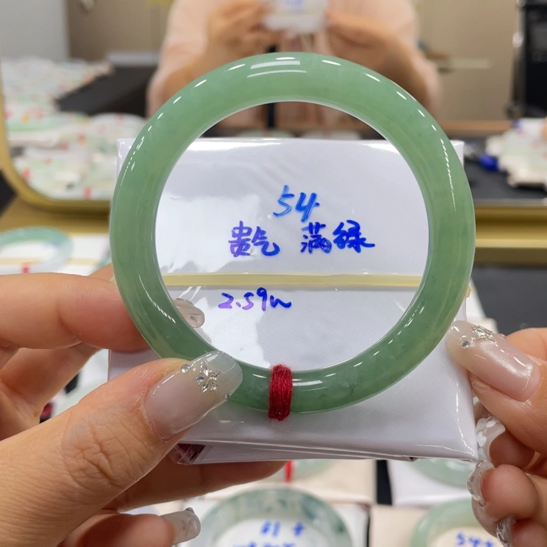 未镶嵌手镯翡翠翡翠