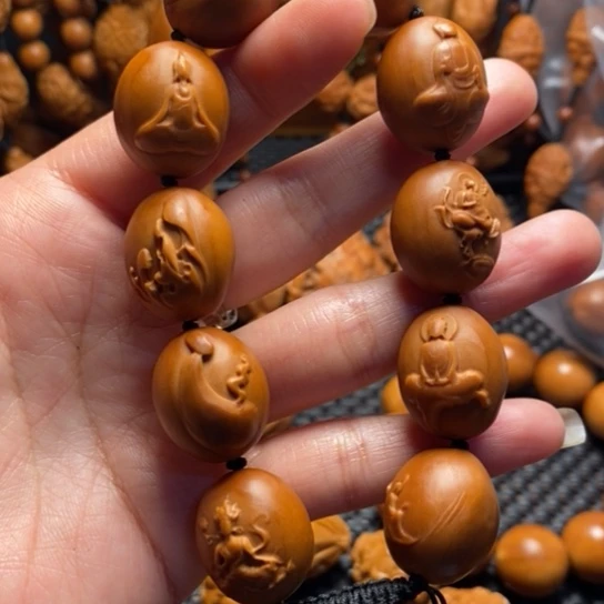 橄榄核吊坠无相佛