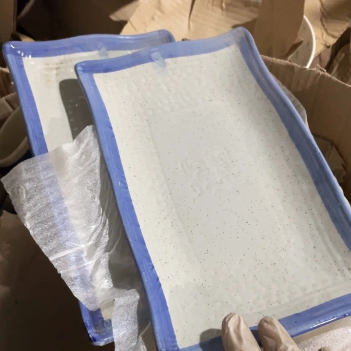 摆件盘子碗砂锅都有