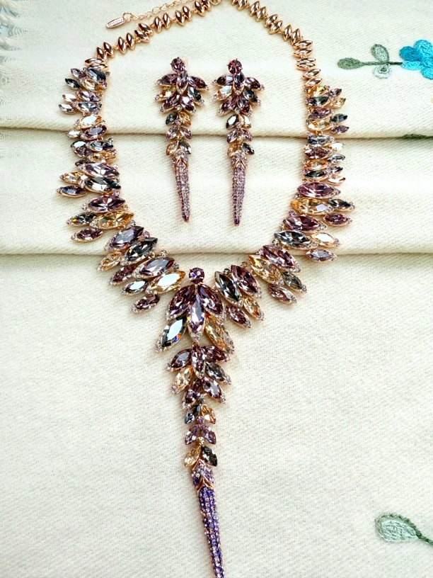 铜合金仿水晶项链 新款奥地利siwaruski 两件套