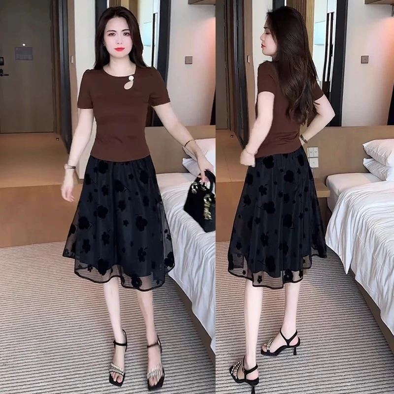 时尚洋气套装裙女夏季新款设计感短袖T恤网纱半身裙显瘦两件套潮