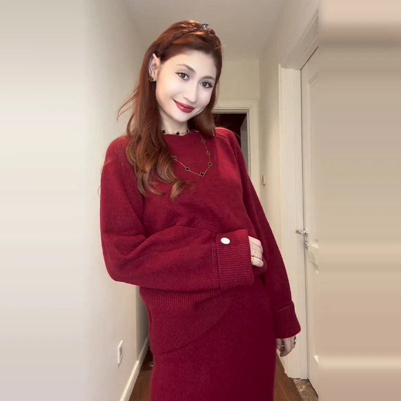 YouSee新年红色毛衣连衣裙2025女秋冬长裙高级感套装毛衣裙8981