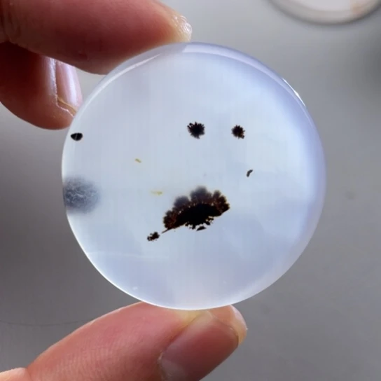 玛瑙/玉髓颈饰未镶嵌股*