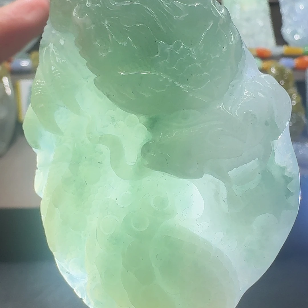 翡翠未镶嵌颈饰吊坠