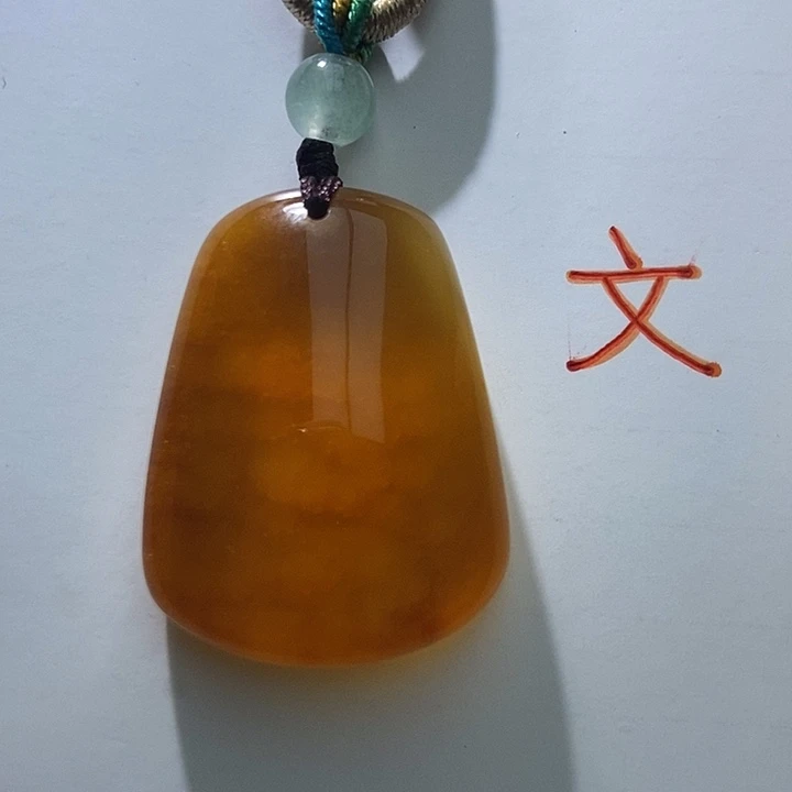 琥珀未镶嵌珠宝奇石12