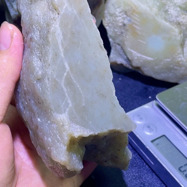 未镶嵌和田玉珠宝半成品
