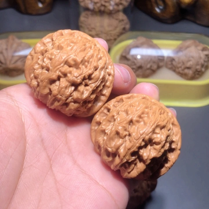 文玩核桃把件41白狮子