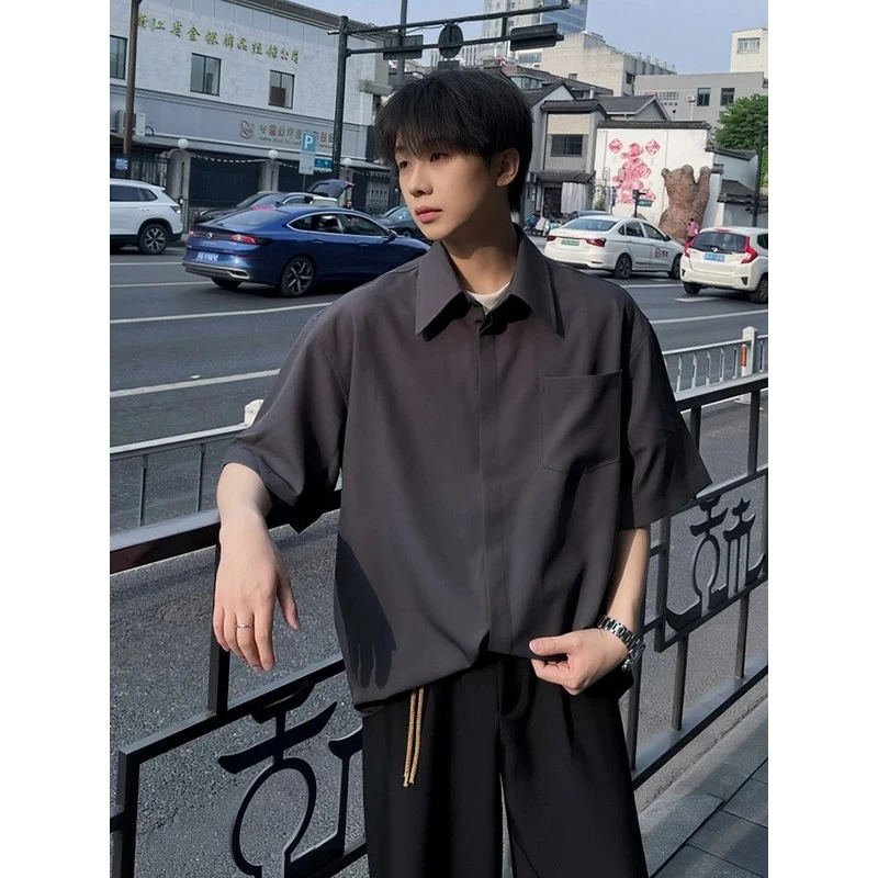 深灰色冰丝短袖衬衫男款夏季薄款少年感衬衣cleanfit薄款外套