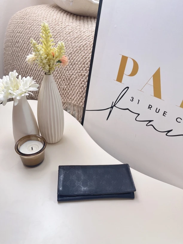 95新 GUCCI/古驰 95新古驰黑色水晶皮长款钱包80487676