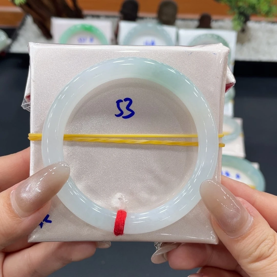 未镶嵌手镯翡翠缅甸天然翡翠手镯